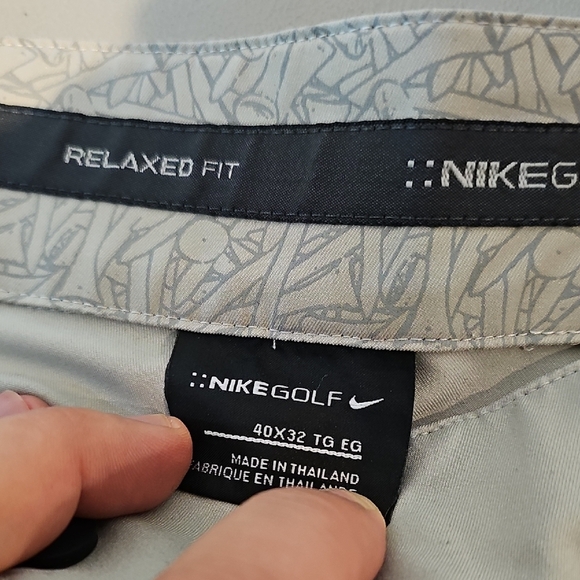 Nike Golf Relaxed Fit 41x30 Men's Beige Pants - Picture 7 of 9